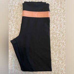 ZYIA Active Leggings, size 8-10, NEW, never worn